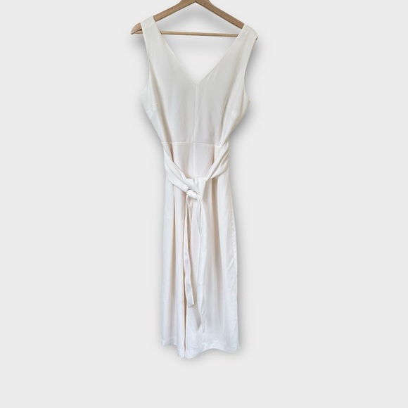 J.Crew 365 Wrap-tie Jumpsuit in Stretch Poplin White, size 10 - Picture 2 of 9